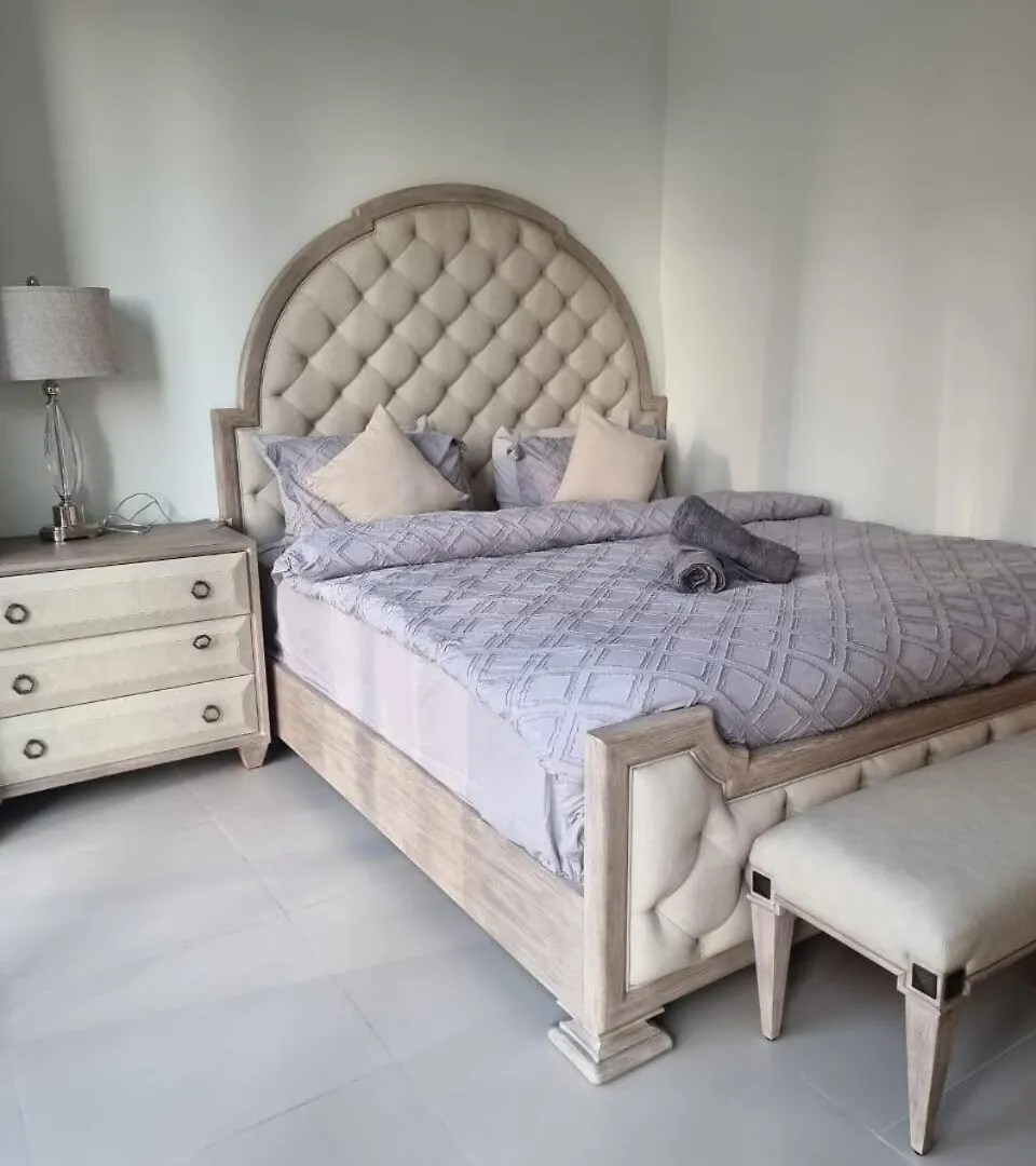 Luxury 2 Bedroom Act 1 Apartment Dubai