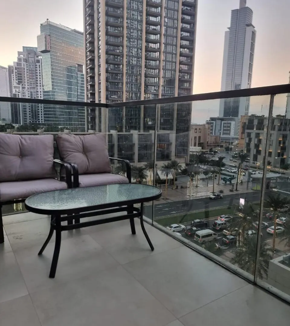 Luxury 2 Bedroom Act 1 Apartment Dubai