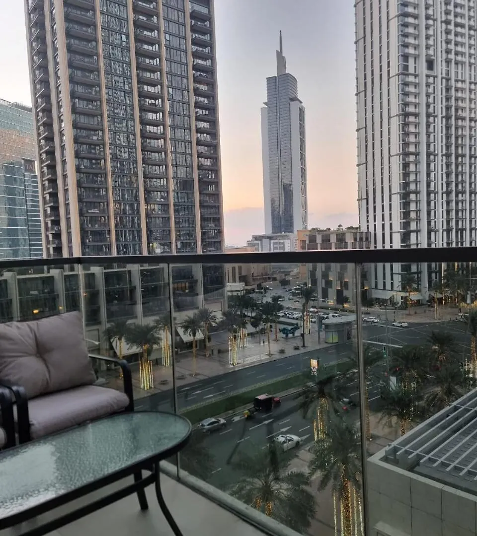 Luxury 2 Bedroom Act 1 Apartment Dubai 0*,