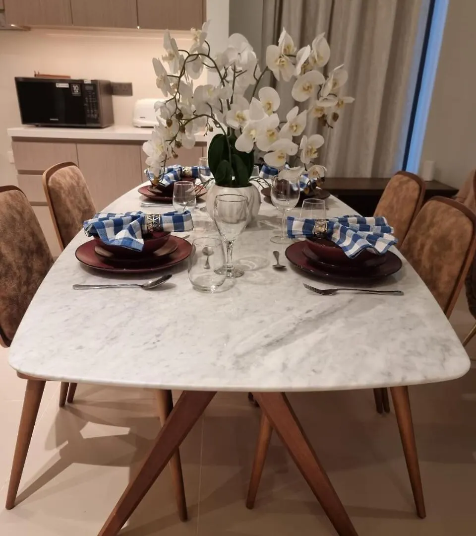 Luxury 2 Bedroom Act 1 Apartment Dubai