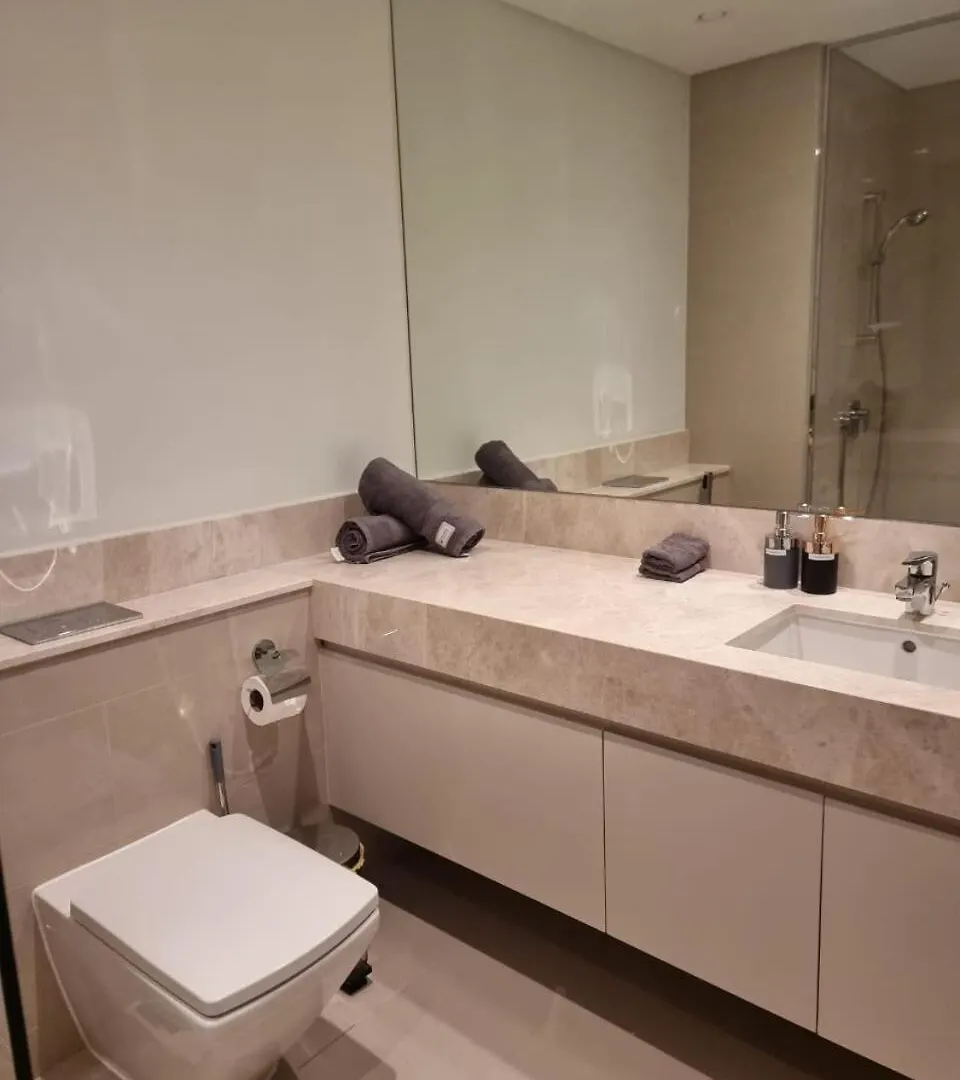 Luxury 2 Bedroom Act 1 Apartment Dubai